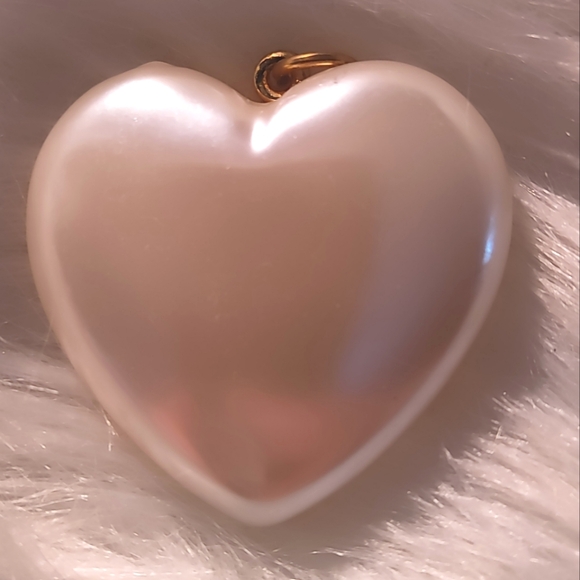 1991 AVON "Lustrous Heart" Pendant - Picture 2 of 2